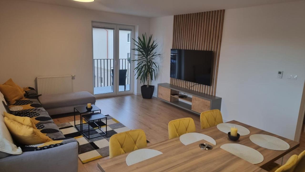 Apartamento Komfortna Novostavba V Centre Poprad Exterior foto